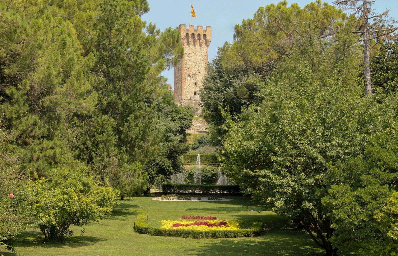 Chiusura dei Giardini del Castello da giovedì 13 aprile per Este in Fiore